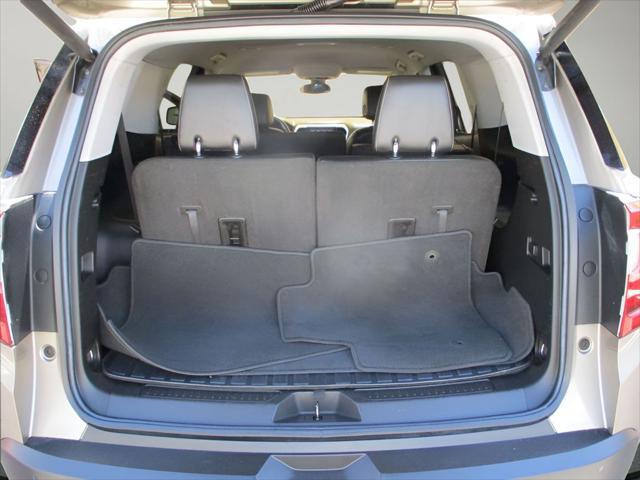 used 2023 GMC Acadia car, priced at $28,584