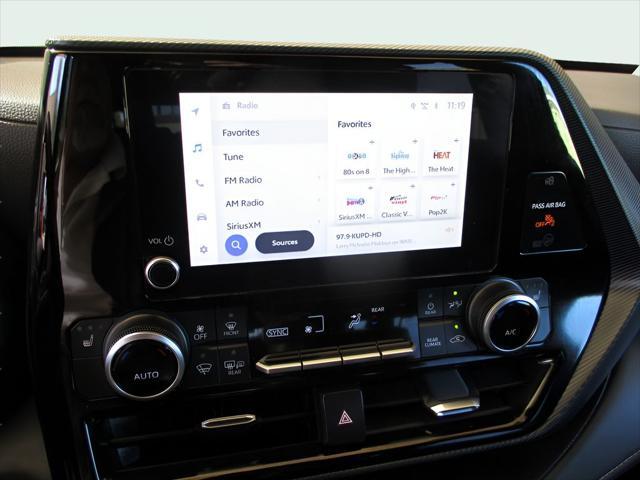 used 2024 Toyota Highlander car, priced at $43,413