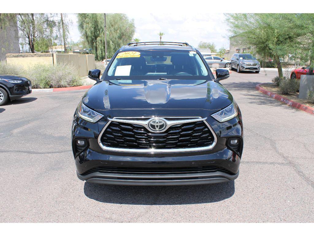 used 2021 Toyota Highlander car, priced at $33,960