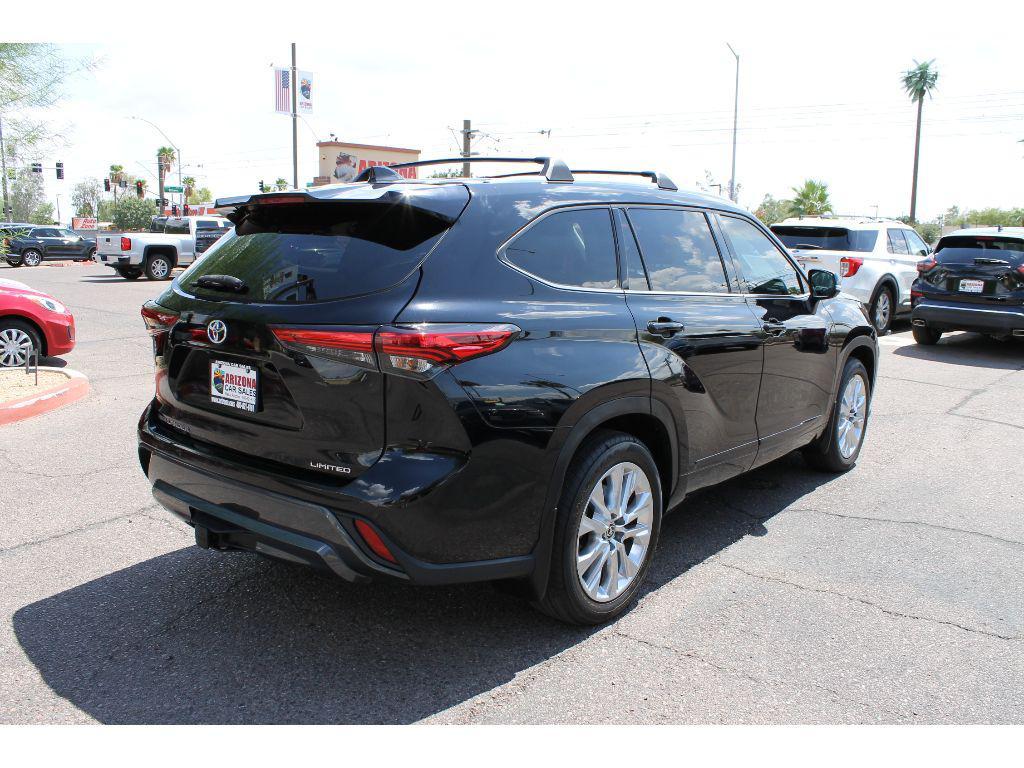 used 2021 Toyota Highlander car, priced at $33,960