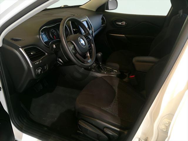 used 2020 Jeep Cherokee car, priced at $15,995