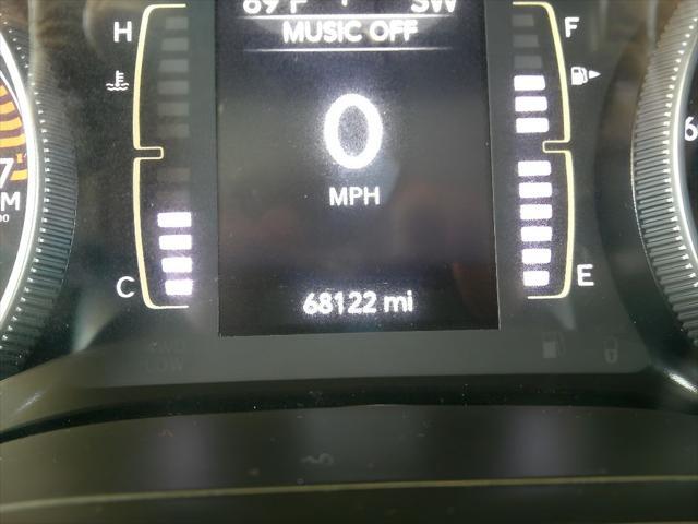 used 2020 Jeep Cherokee car, priced at $15,995