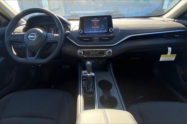 new 2025 Nissan Altima car, priced at $25,678