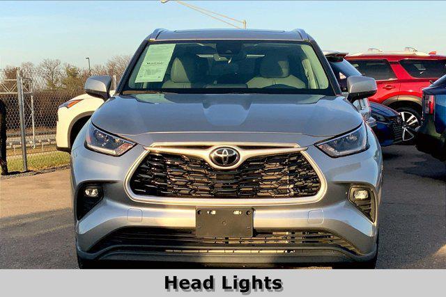 used 2021 Toyota Highlander car, priced at $31,477