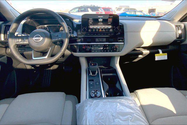 new 2025 Nissan Pathfinder car, priced at $47,592