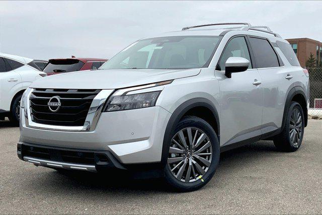 new 2025 Nissan Pathfinder car, priced at $45,292