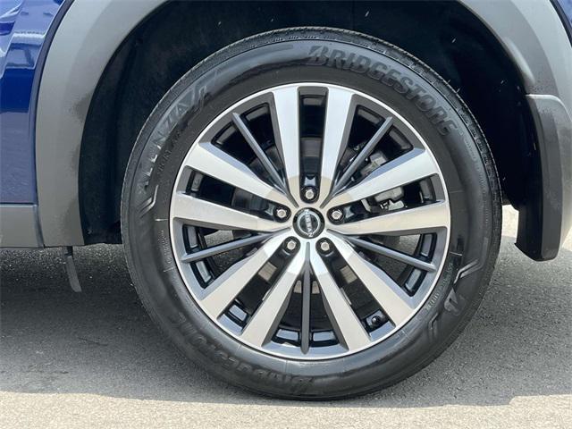 used 2022 Nissan Pathfinder car, priced at $32,898