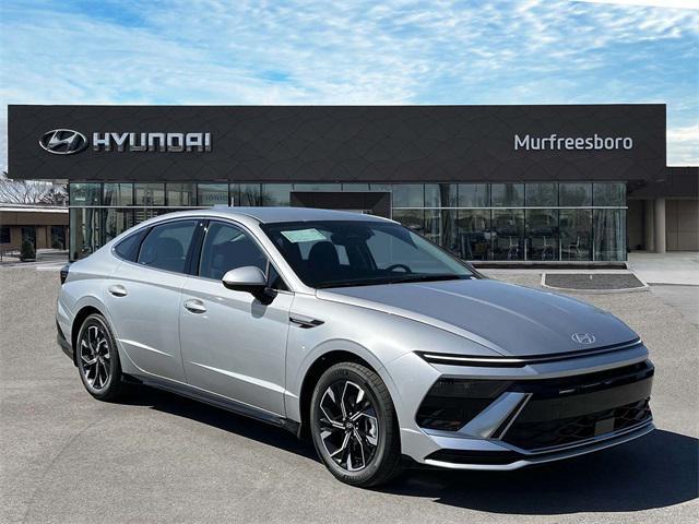 new 2024 Hyundai Sonata car, priced at $26,298