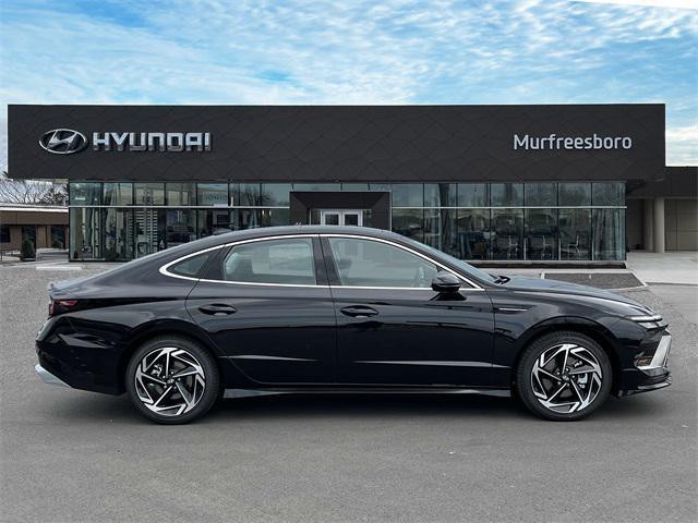 new 2024 Hyundai Sonata car, priced at $29,030