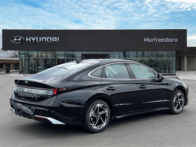 new 2024 Hyundai Sonata car, priced at $29,030