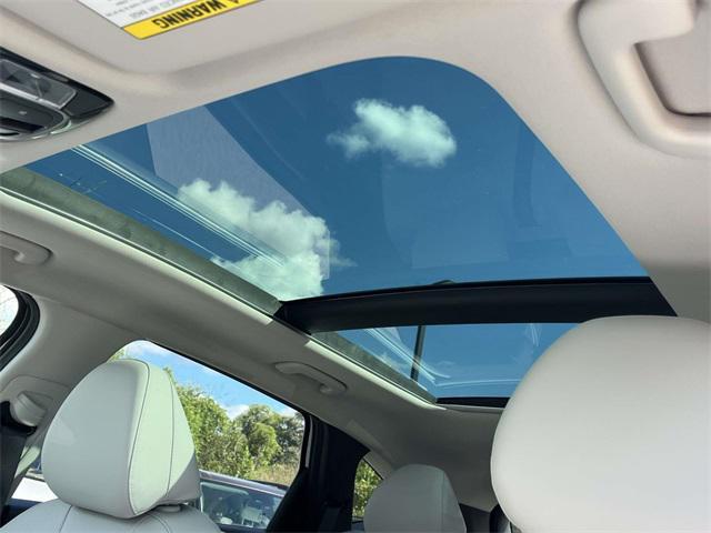 new 2025 Hyundai TUCSON Hybrid car, priced at $35,686