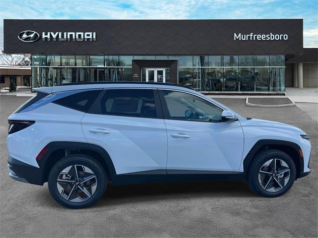 new 2025 Hyundai TUCSON Hybrid car, priced at $35,686
