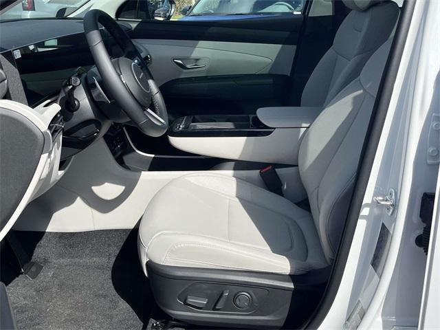 new 2025 Hyundai TUCSON Hybrid car, priced at $35,686