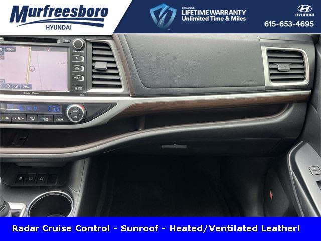 used 2015 Toyota Highlander Hybrid car, priced at $18,681