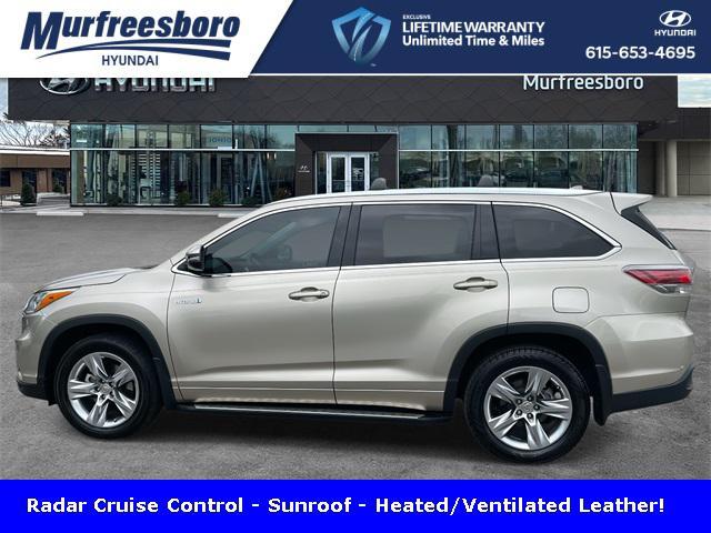 used 2015 Toyota Highlander Hybrid car, priced at $18,681