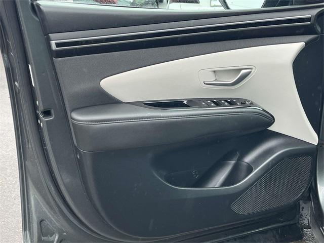 used 2022 Hyundai TUCSON Hybrid car, priced at $18,406