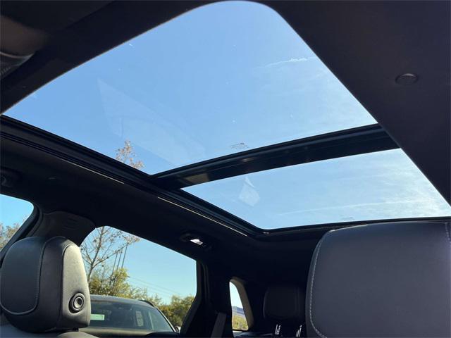 used 2022 Cadillac XT5 car, priced at $32,579