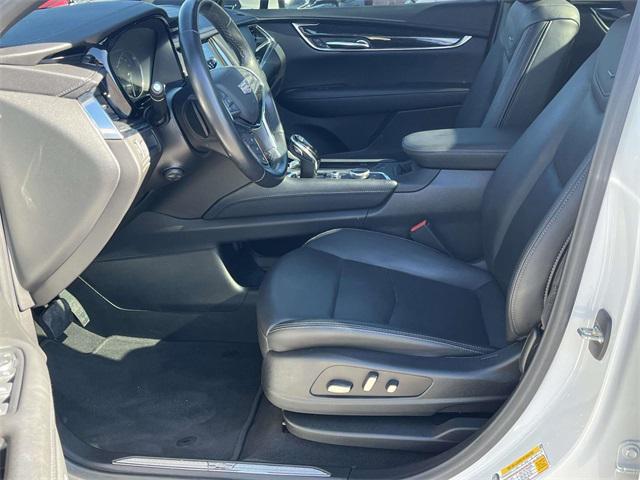 used 2022 Cadillac XT5 car, priced at $32,579