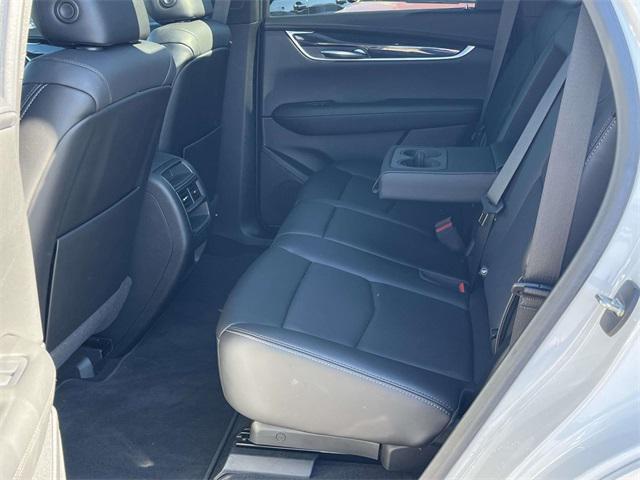 used 2022 Cadillac XT5 car, priced at $32,579