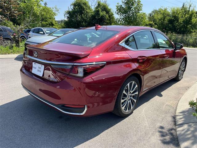 used 2020 Lexus ES 300h car, priced at $31,206