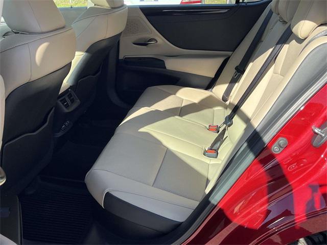 used 2020 Lexus ES 300h car, priced at $31,206