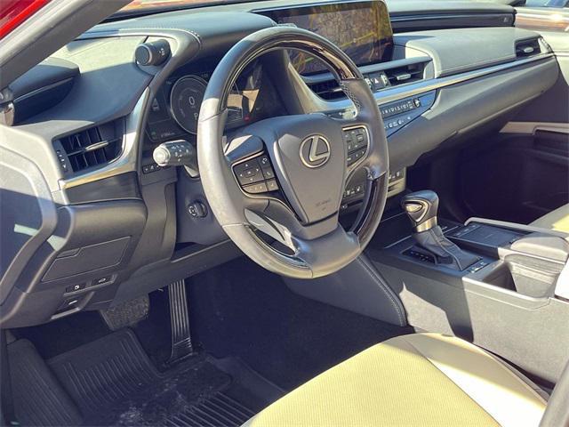 used 2020 Lexus ES 300h car, priced at $31,206