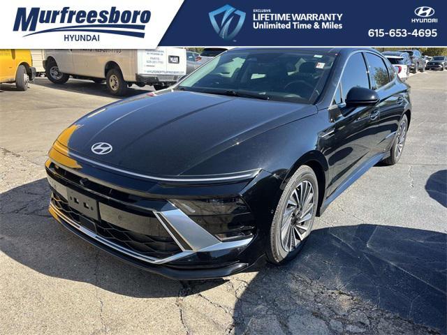 used 2025 Hyundai Sonata Hybrid car, priced at $31,125