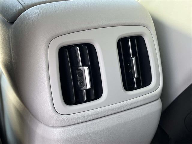 new 2025 Hyundai TUCSON Hybrid car, priced at $36,039