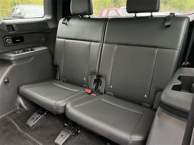 used 2024 Hyundai Santa Fe car, priced at $27,651