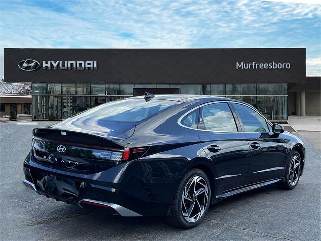 new 2024 Hyundai Sonata car, priced at $29,016