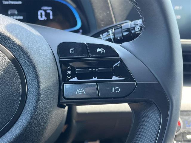 new 2025 Hyundai Elantra car, priced at $23,077