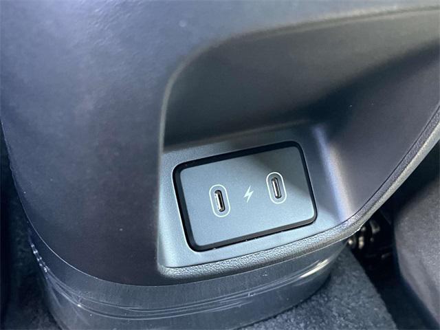 new 2025 Hyundai Elantra car, priced at $23,077
