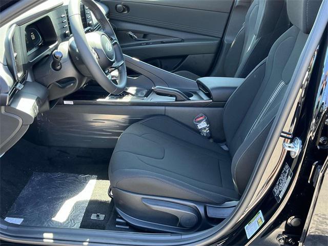 new 2025 Hyundai Elantra car, priced at $23,077
