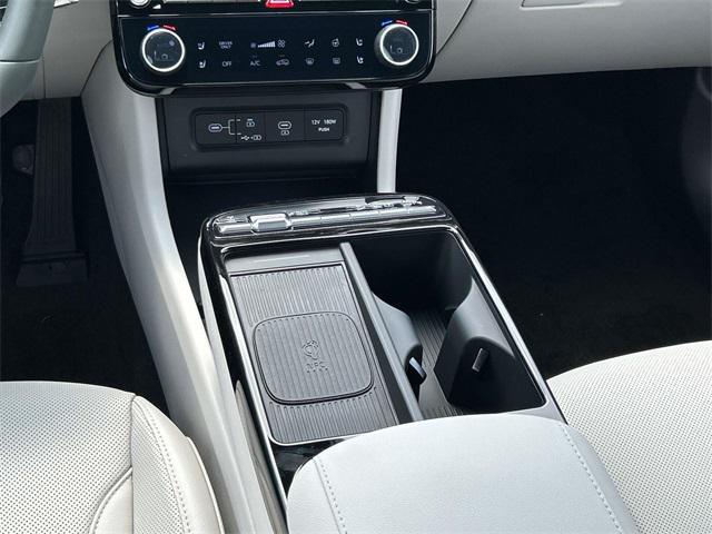 new 2025 Hyundai TUCSON Hybrid car, priced at $41,146