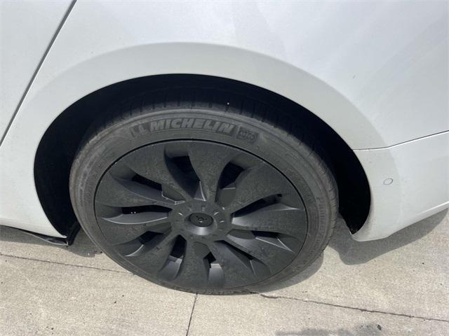 used 2022 Tesla Model 3 car, priced at $25,692
