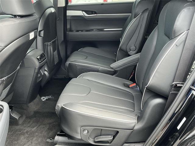 new 2025 Hyundai Palisade car, priced at $42,754