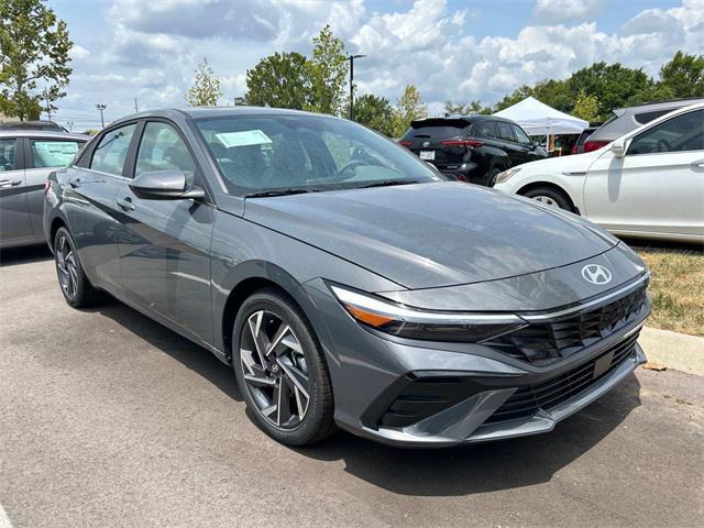 new 2024 Hyundai Elantra car, priced at $24,299