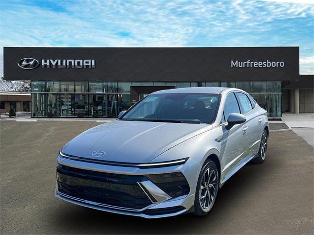 new 2024 Hyundai Sonata car, priced at $29,195