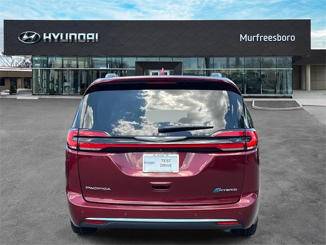 used 2021 Chrysler Pacifica Hybrid car, priced at $27,378
