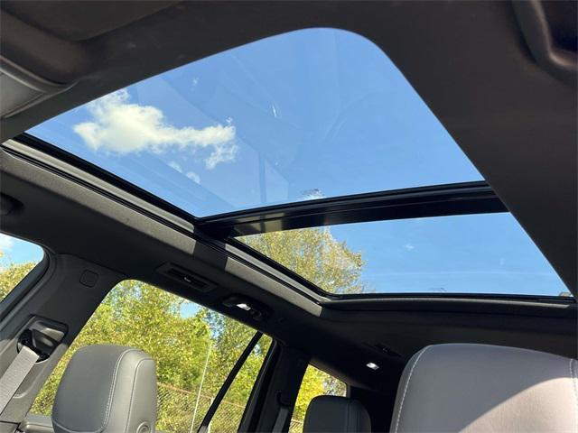 used 2023 Cadillac XT6 car, priced at $39,493