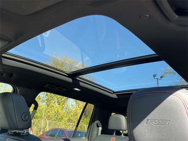 used 2024 Chevrolet Traverse car, priced at $43,991