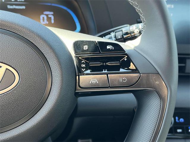 new 2025 Hyundai Elantra car, priced at $23,564