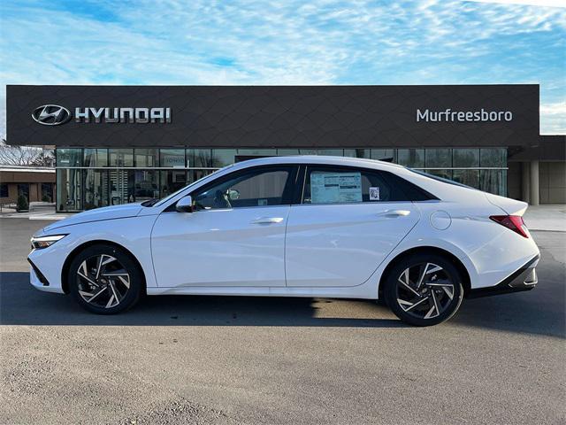 new 2025 Hyundai Elantra car, priced at $28,685