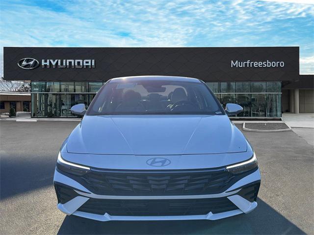 new 2025 Hyundai Elantra car, priced at $28,685