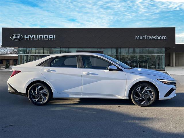 new 2025 Hyundai Elantra car, priced at $28,685