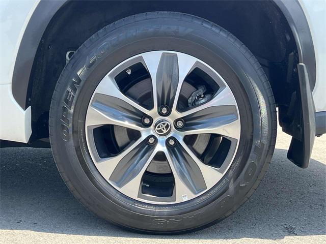 used 2023 Toyota Highlander car, priced at $39,722