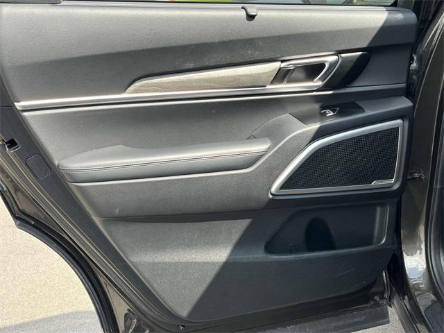 used 2022 Kia Telluride car, priced at $21,000