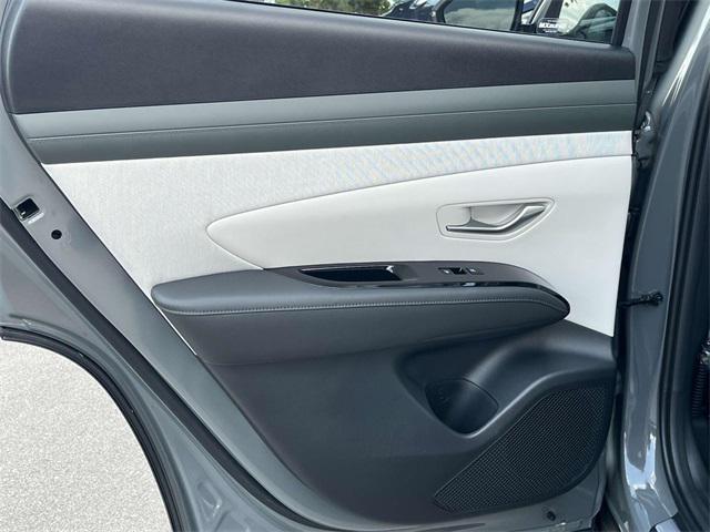 new 2025 Hyundai Tucson car, priced at $38,142