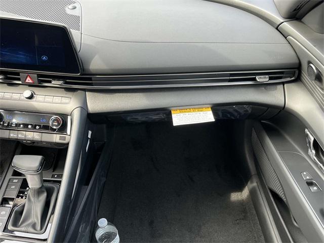 new 2025 Hyundai Elantra car, priced at $27,333