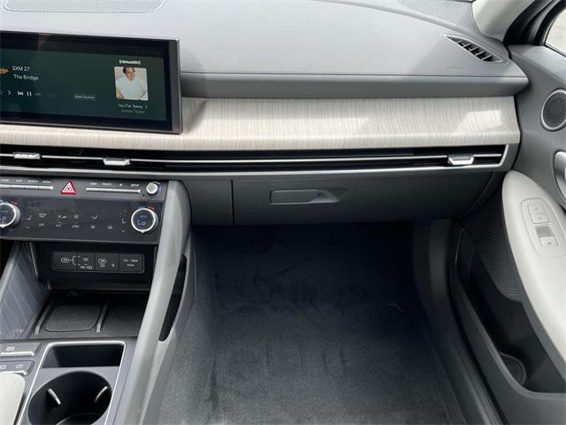 used 2024 Hyundai Sonata Hybrid car, priced at $26,638